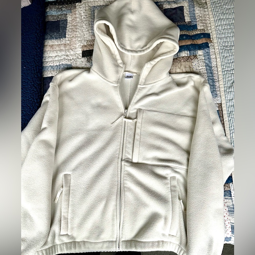 Aritzia TNA fleece Hoodie Sz3